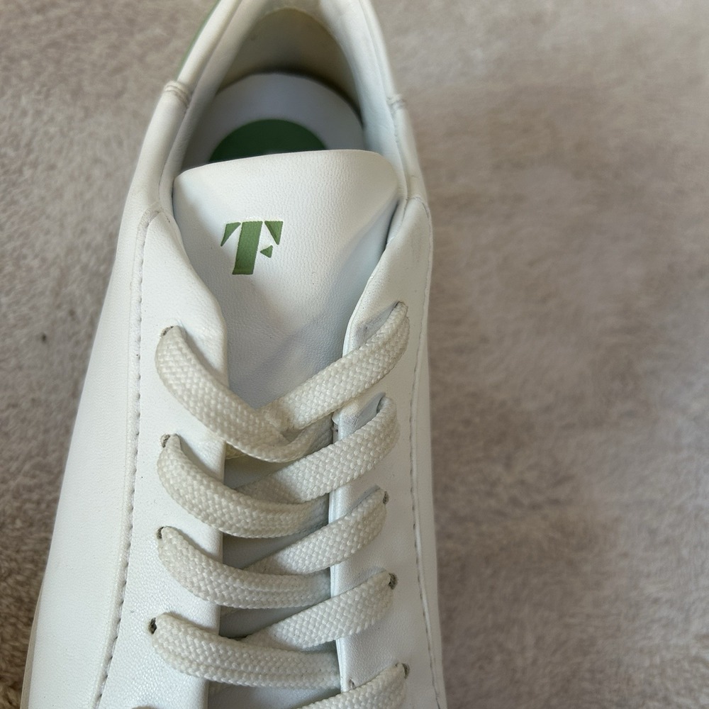 Thousand Fell Lace-up Women's‎ Size 8.5 White Green Sneakers EUC - Picture 4 of 6